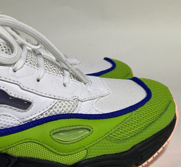 Raf Simons Adidas Osweego 2 size Us 10 Ds
