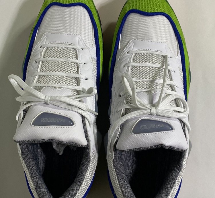 Raf Simons Adidas Osweego 2 size Us 10 Ds