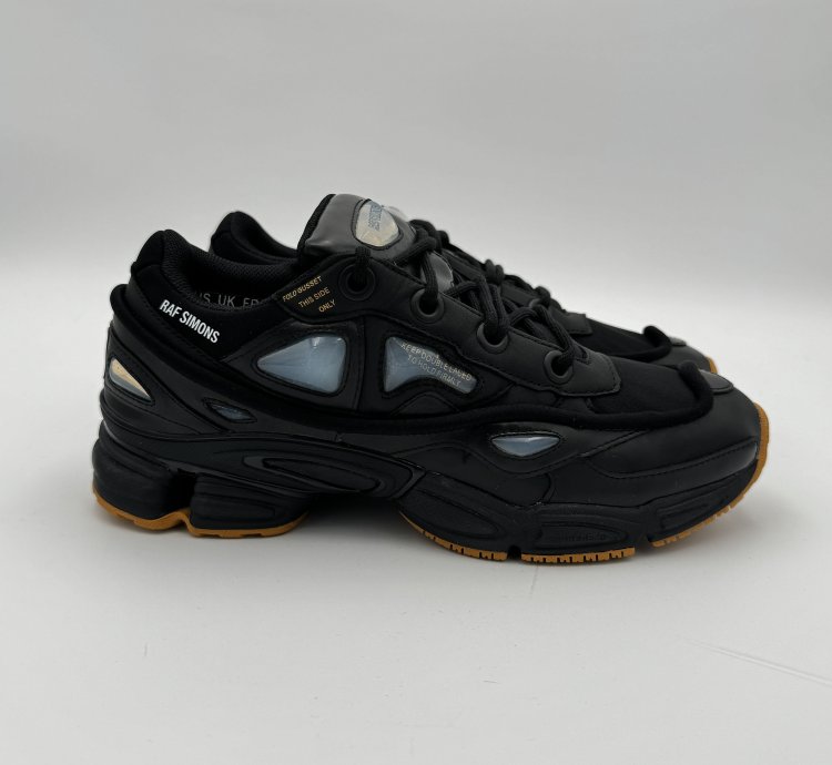 Raf Simons Ozweego Bunny Black
