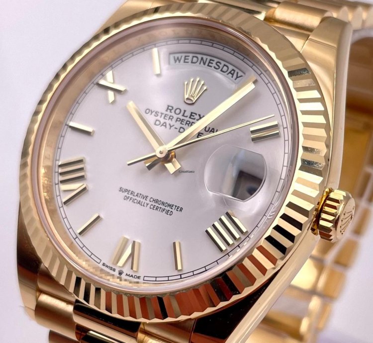 Rolex Day-date 40 228238 40mm Yellow Gold White Roman Dial Unworn 2023