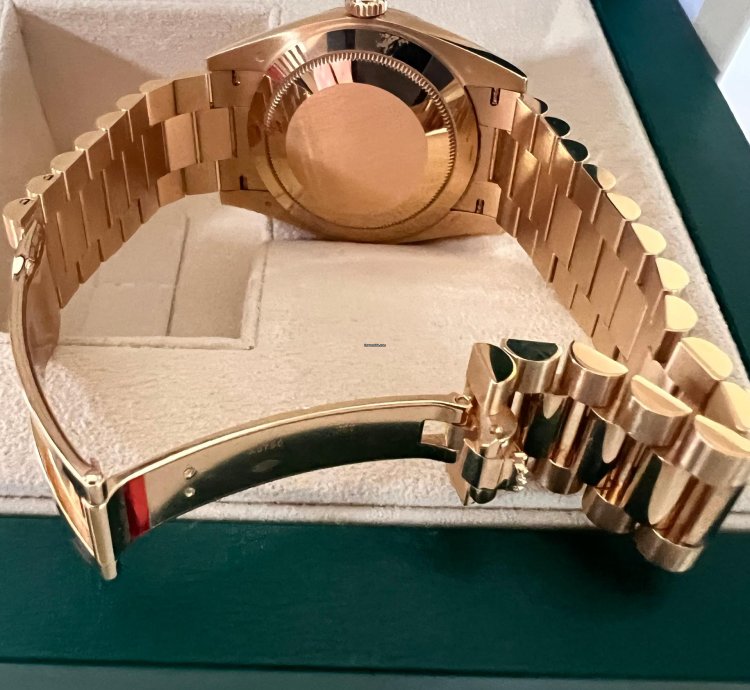 Rolex Day-date 40 228238 Automatic 2022 Yellow Gold Like New Unworn
