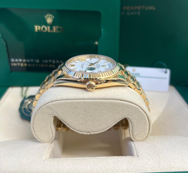 Rolex Day-date 40 228238 Day-date 40mm 18k Yellow Gold President White Roman Dial