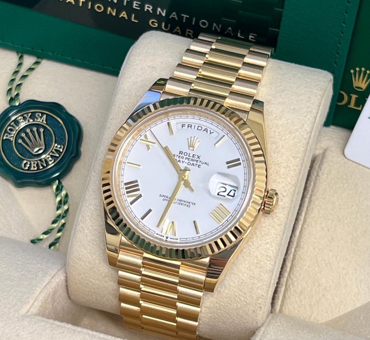 Rolex Day-date 40 228238 Day-date 40mm 18k Yellow Gold President White Roman Dial