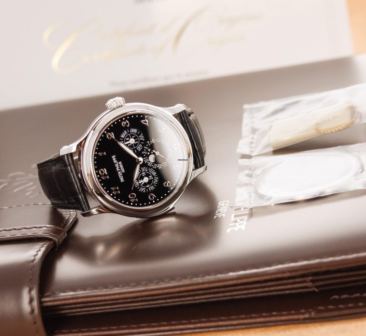 Patek Philippe Minute Repeater Perpetual Calendar Platinum Perpetual Calendar Minute Repeater Watch Ref 5374