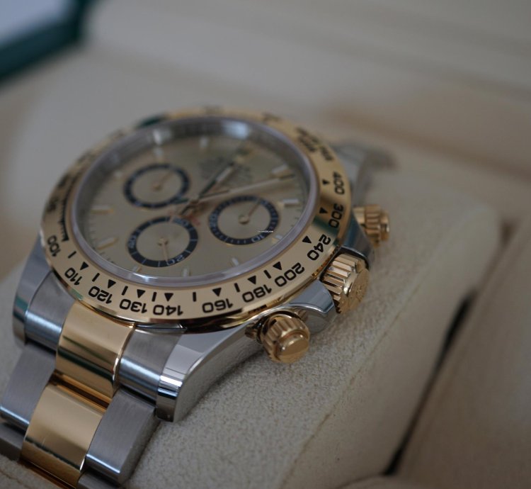Rolex Daytona Brand New 2024 Rolex Daytona Steel Gold - Full Set - Unworn