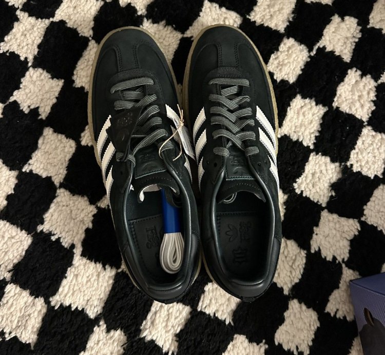 Samba Kith Clarks