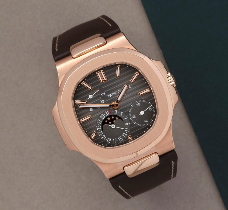 Patek Philippe Nautilus 18k Rose Gold 5712r-001 - Ats-w007891