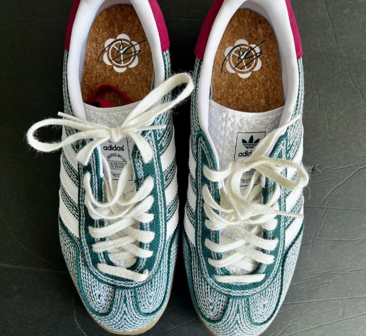 Sean Wotherspoon Gazelle Indoor College Green