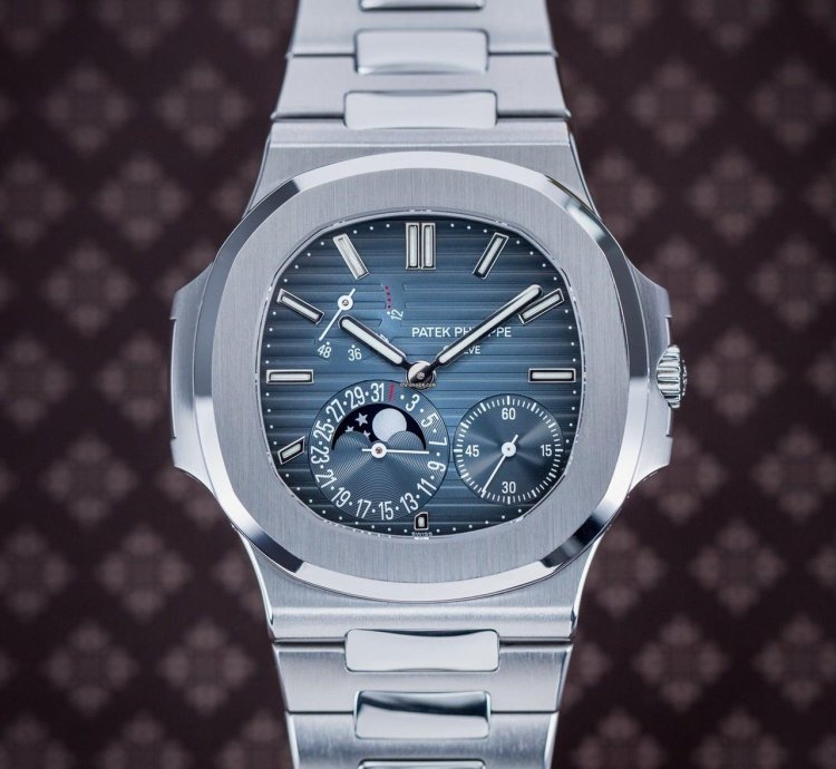 Patek Philippe Nautilus 2009 Fullset Discontinued 5712 1a-001