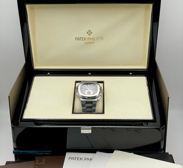 Patek Philippe Nautilus 2011 Mint Full Set Steel Nautilus 5980 1a-014 Black Dial