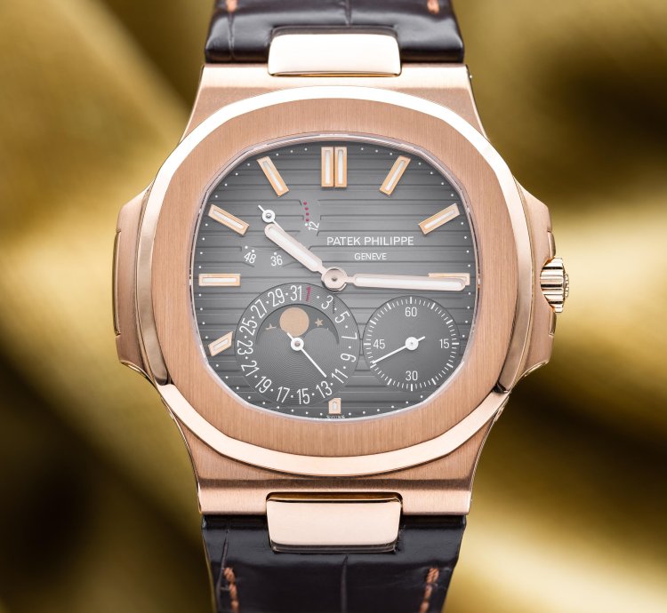 Patek Philippe Nautilus 2016 Factory Serviced Moonphases Rose Gold 40mm 5712r Complete Set