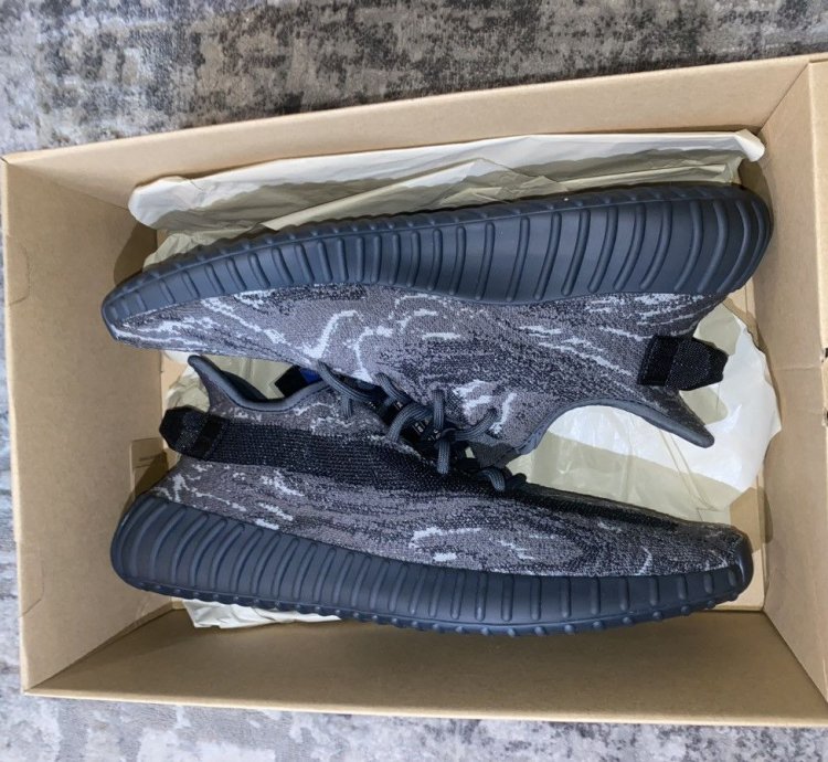 Size 12 - Adidas Yeezy Boost 350 V2 Low Mx Dark Salt New