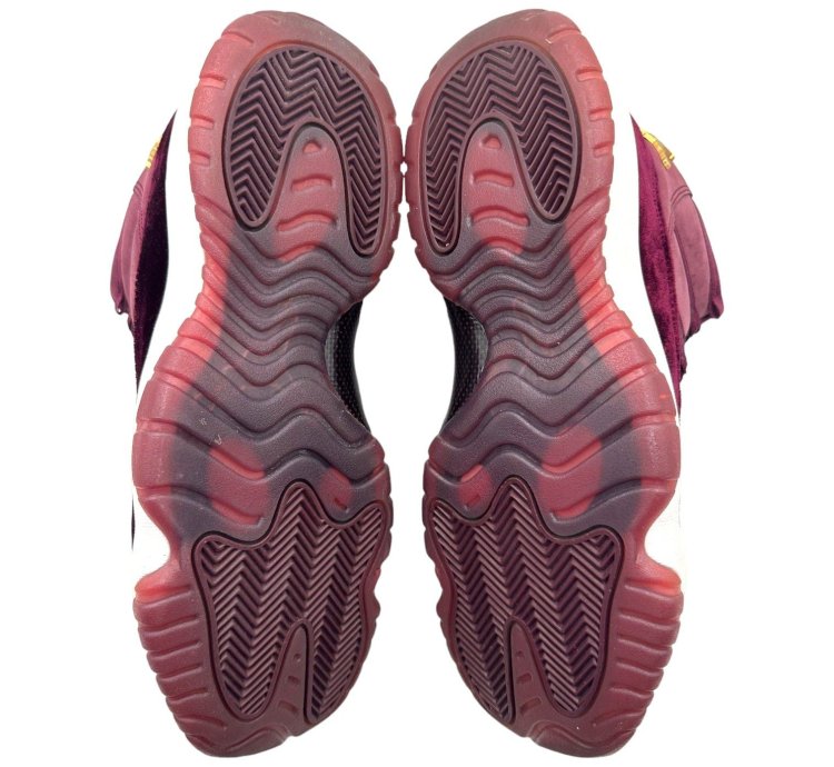 11 Retro Heiress Night Maroon gs