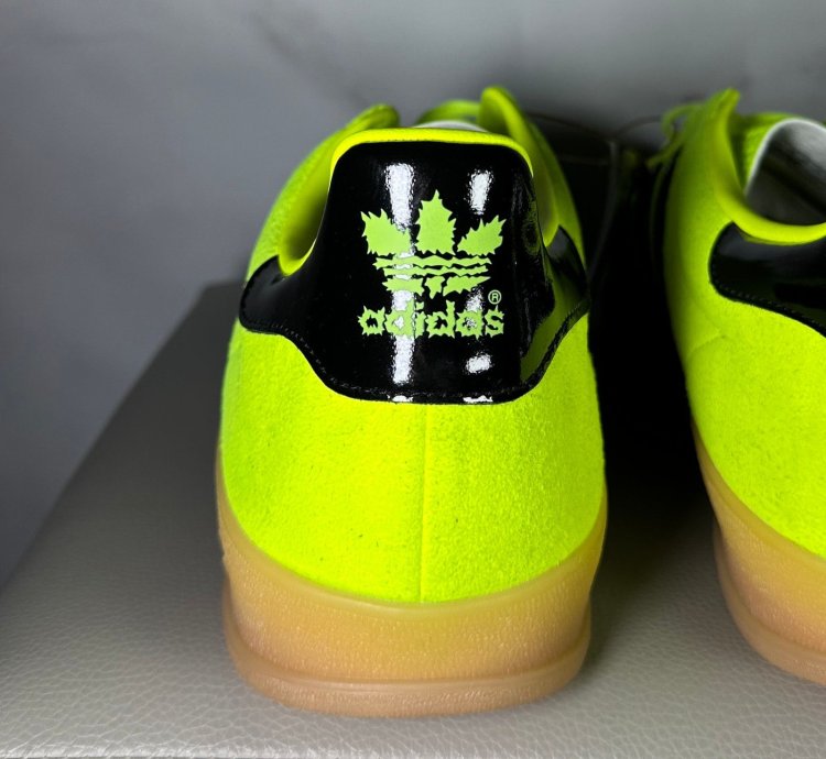 Size 13 5 - Throwing Fits Friends Family Gazelle Indoor