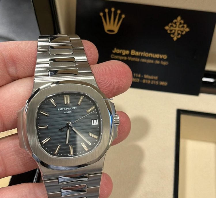 Patek Philippe Nautilus 2017-nautilus-5711-full Set