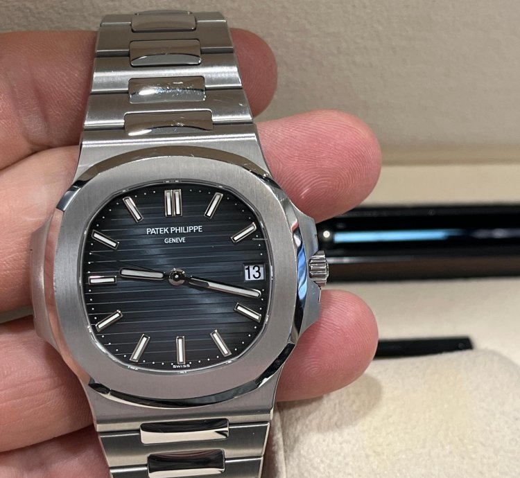 Patek Philippe Nautilus 2017-nautilus-5711-full Set