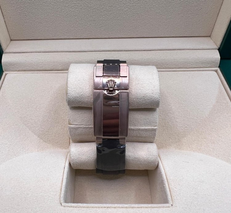 Rolex Daytona Chocolate Dial Oyster Flex