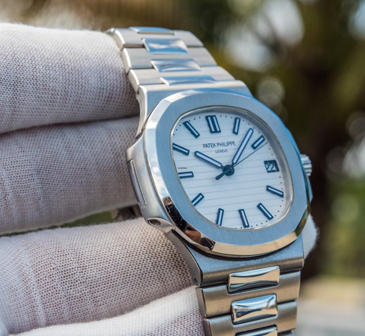 Patek Philippe Nautilus 2018 White Dial