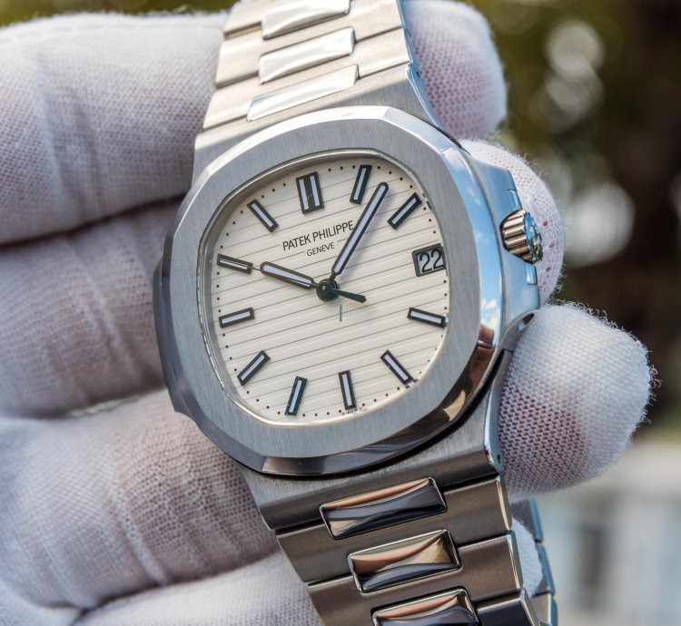 Patek Philippe Nautilus 2018 White Dial