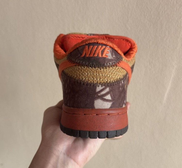 2004 Nike Sb Dunk Low Hunter