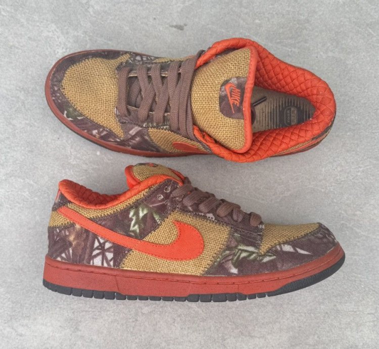 2004 Nike Sb Dunk Low Hunter