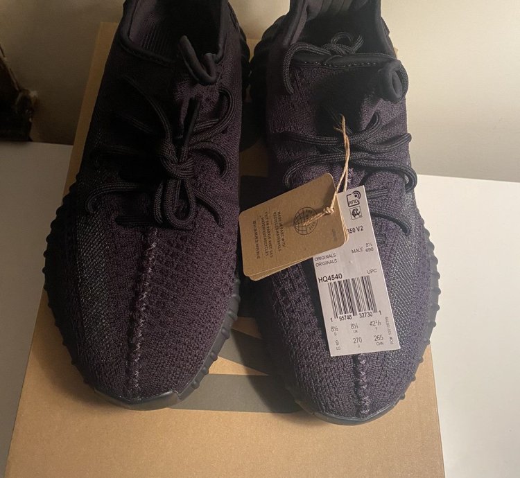 Size 9 - Adidas Yeezy 350 Boost V2 Onyx 260