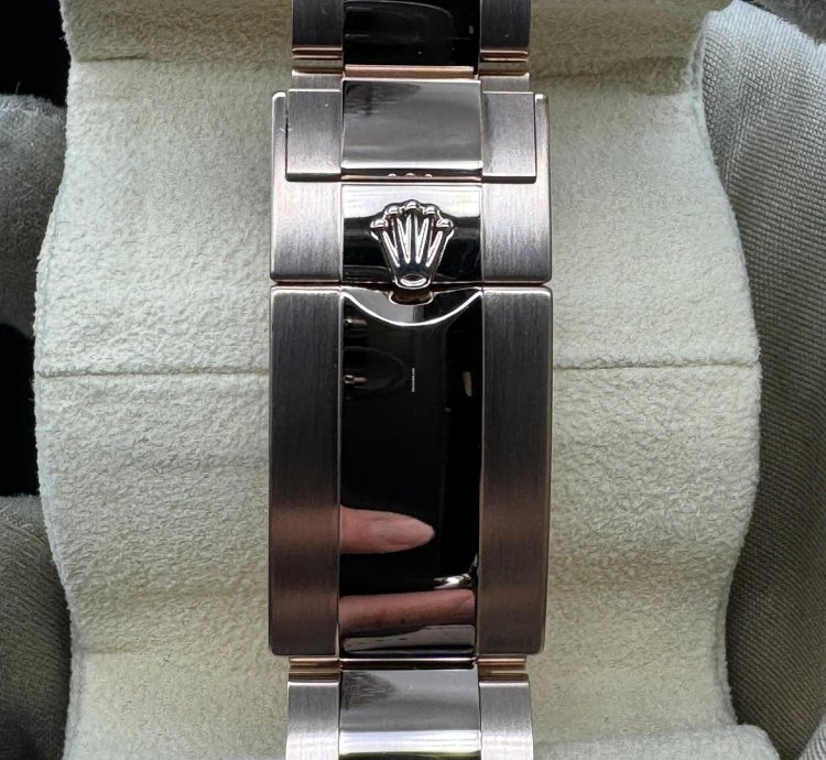 Rolex Daytona Chocolate Dial Unworn