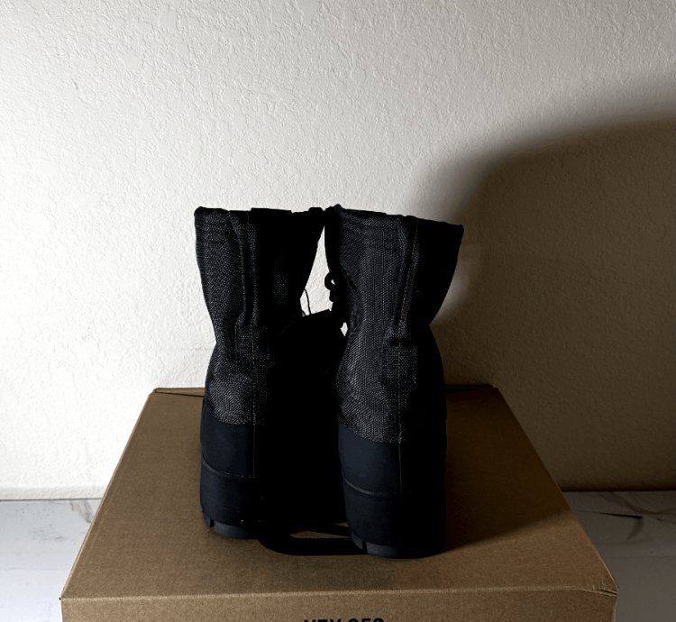 Size 9 5 - Adidas Yeezy 950 Boot Pirate Black