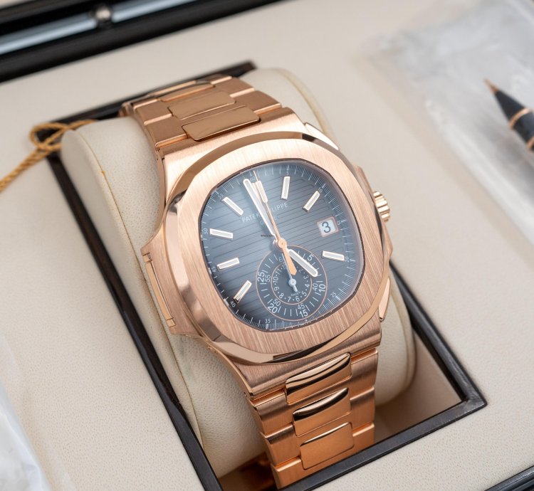 Patek Philippe Nautilus 2022 Nautilus 5980 1r Rose Gold Bracelet Discontinued