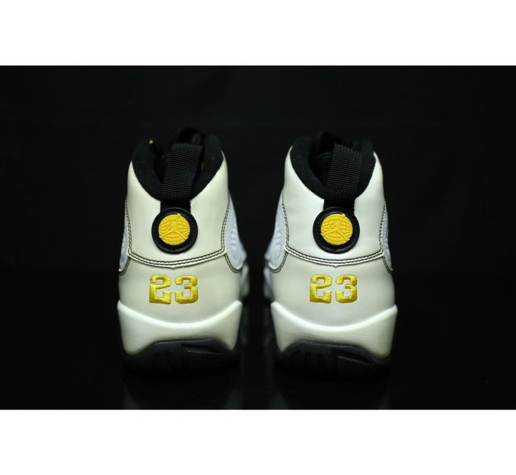 2011 Air Jordan 9 Retro Quai 54 White 302370 105 Size 9 5