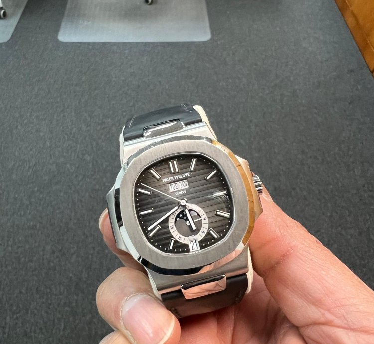 Patek Philippe Nautilus 2023 Full Set