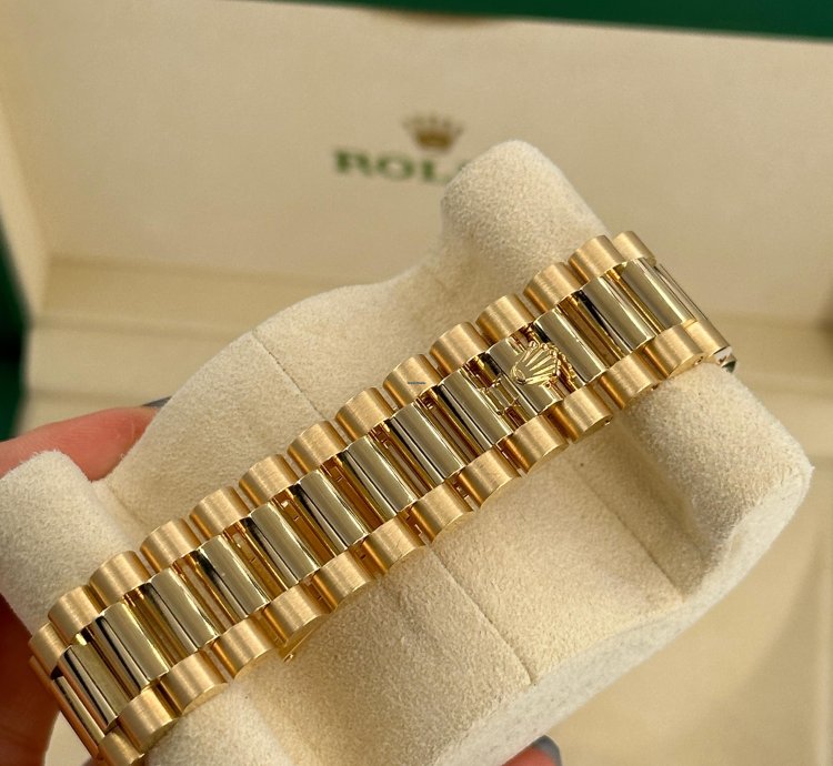 Rolex Day-date 40 228238a Champ Diamonds