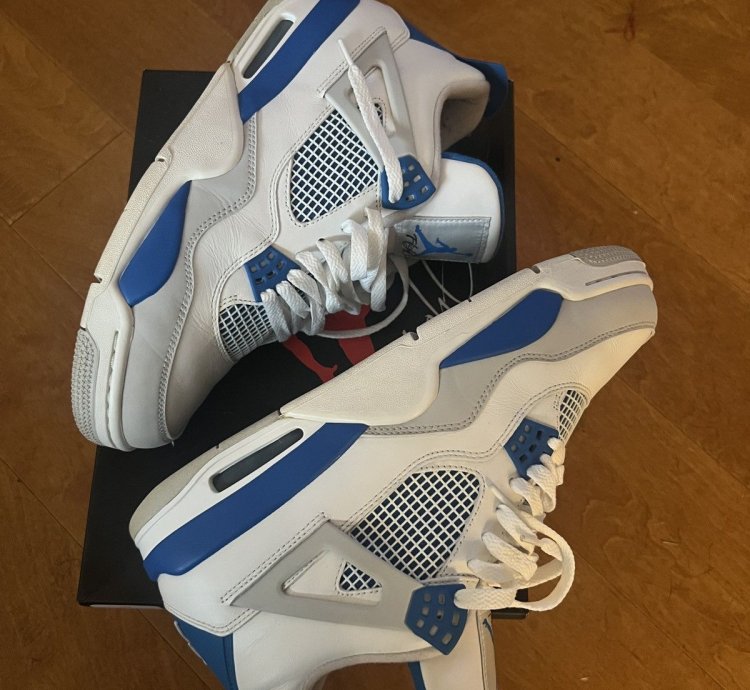 2012 Jordan 4 Retro Military Blue