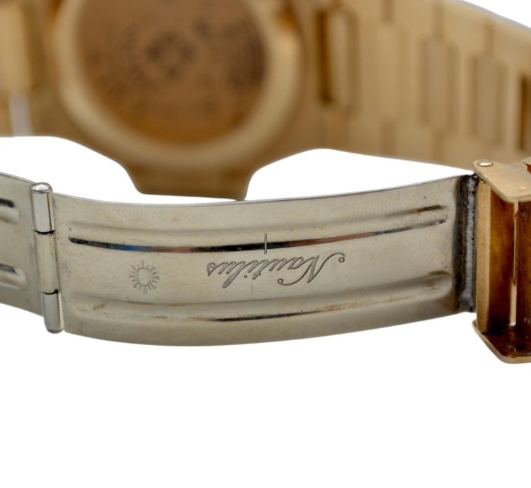 Patek Philippe Nautilus 37 5mm Yellow Gold Diamond Paved Vintage 1983 Ref 3800 5