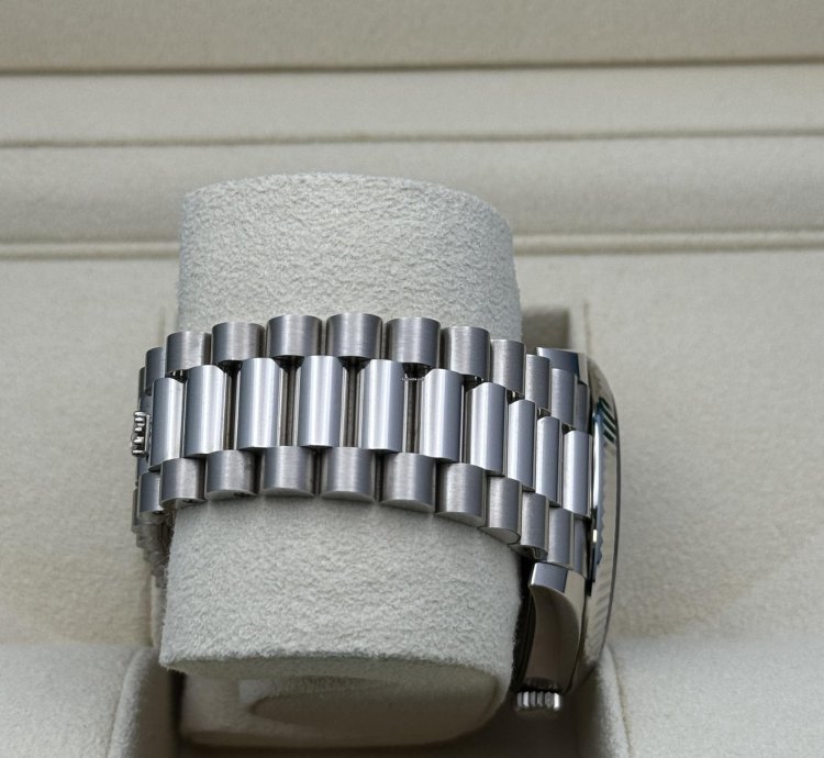 Rolex Day-date 40 228239