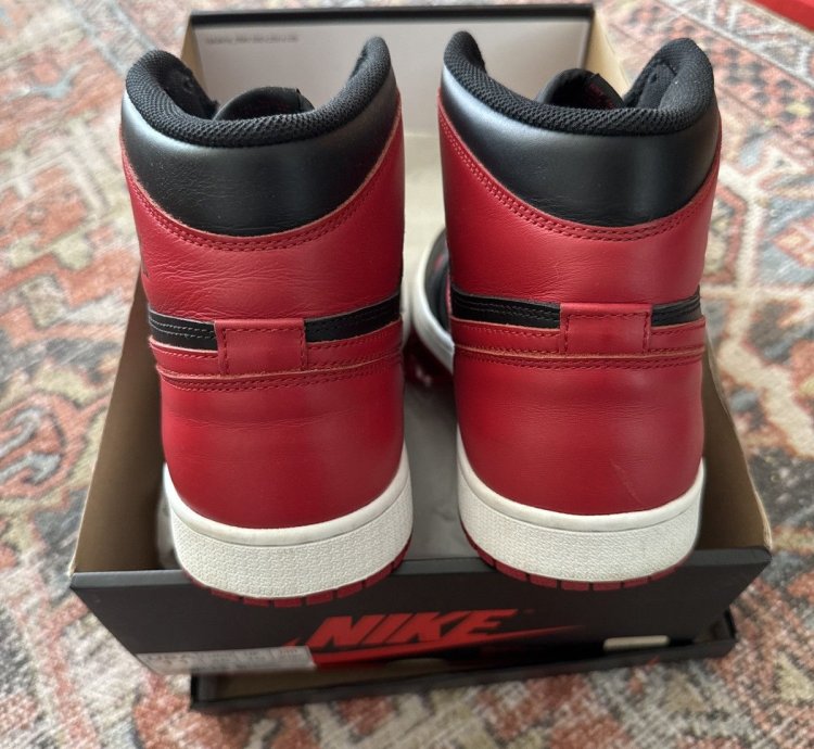 2013 Retro Jordan 1 High Black Red Bred