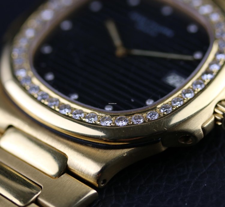 Patek Philippe Nautilus 3700 - Diamond Bezel - Only Watch - Circa 1980