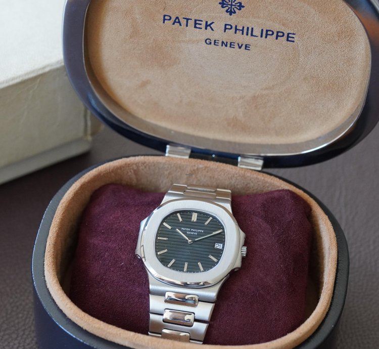 Patek Philippe Nautilus 3700 001