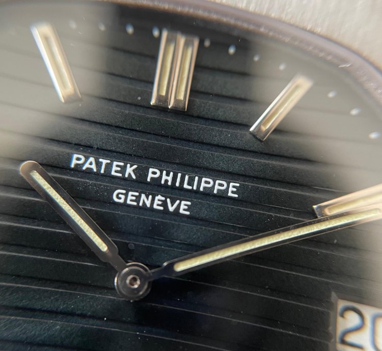 Patek Philippe Nautilus 3700 001