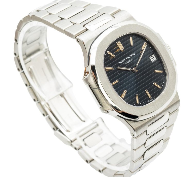 Patek Philippe Nautilus 3700 1 Extract Cork Box