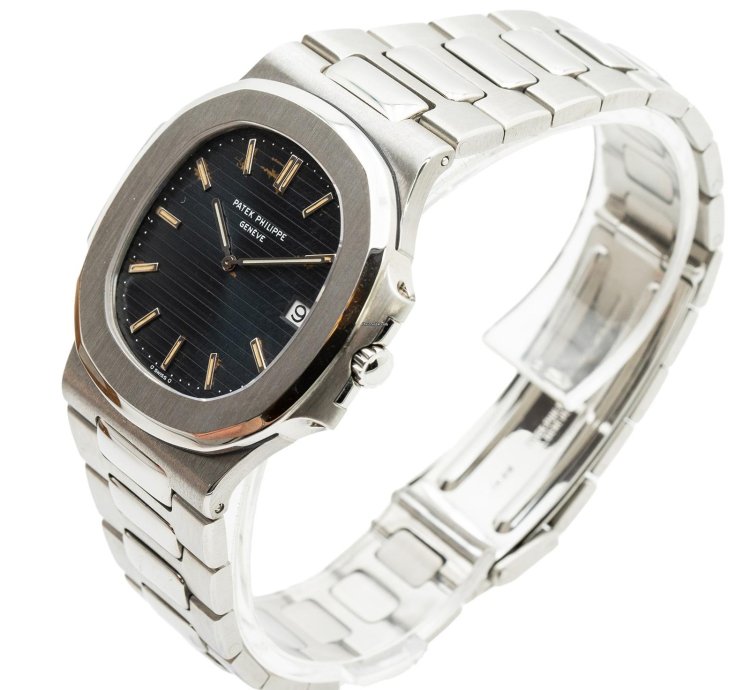 Patek Philippe Nautilus 3700 1 Extract Cork Box