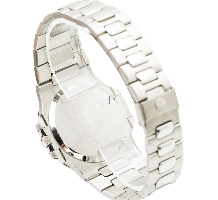 Patek Philippe Nautilus 3700 1 Extract Cork Box