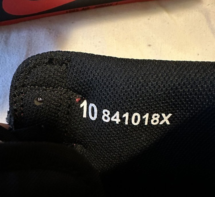 2016 Jordan 1 Bred Banned