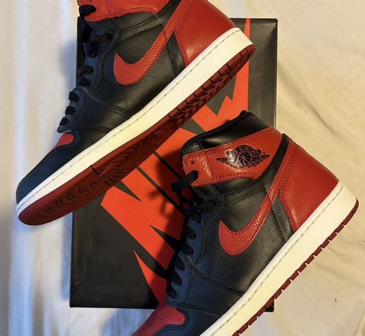 2016 Jordan 1 Bred Banned