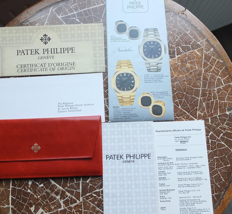 Patek Philippe Nautilus 3700 1 Nautilus Belin 18k Gelbgold Erstbesitz Full Set Double Geneve Sealed