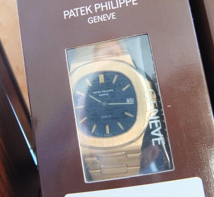 Patek Philippe Nautilus 3700 1 Nautilus Belin 18k Gelbgold Erstbesitz Full Set Double Geneve Sealed