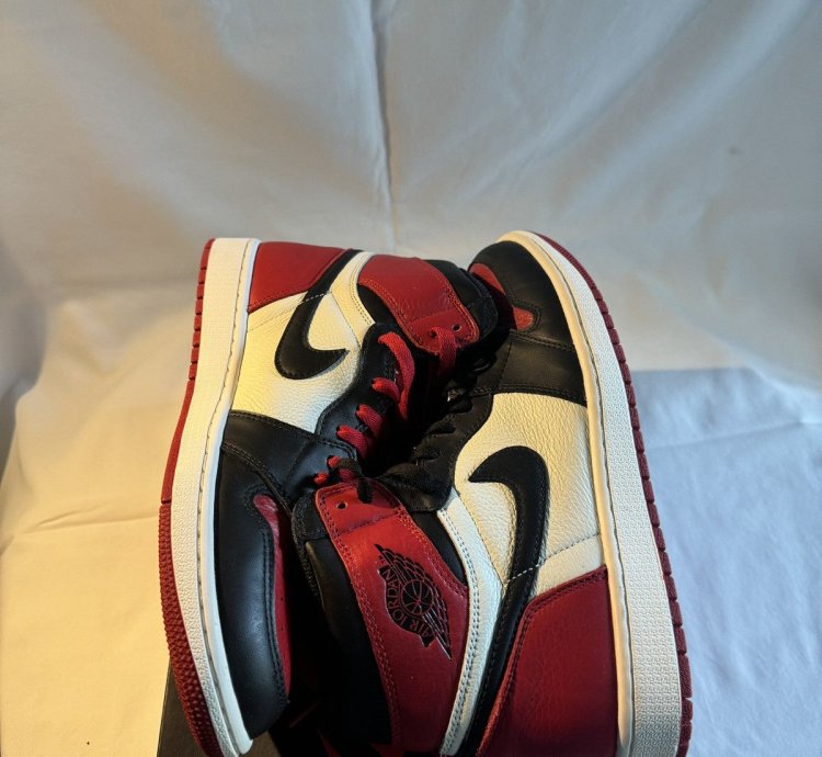 2018 Jordan 1 Retro High Og Bred Toe