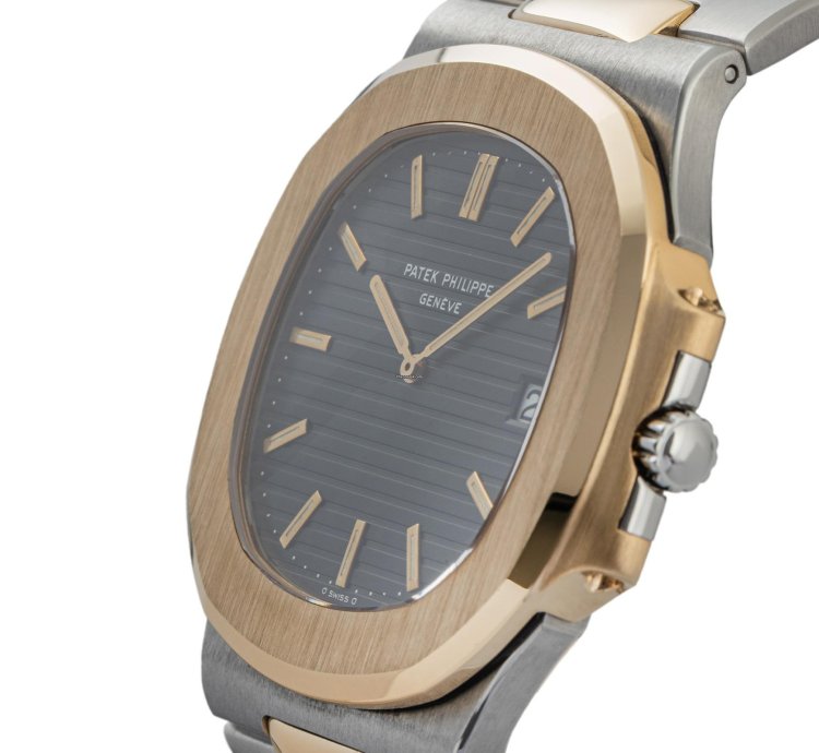 Patek Philippe Nautilus 3700 1 Service November 2023