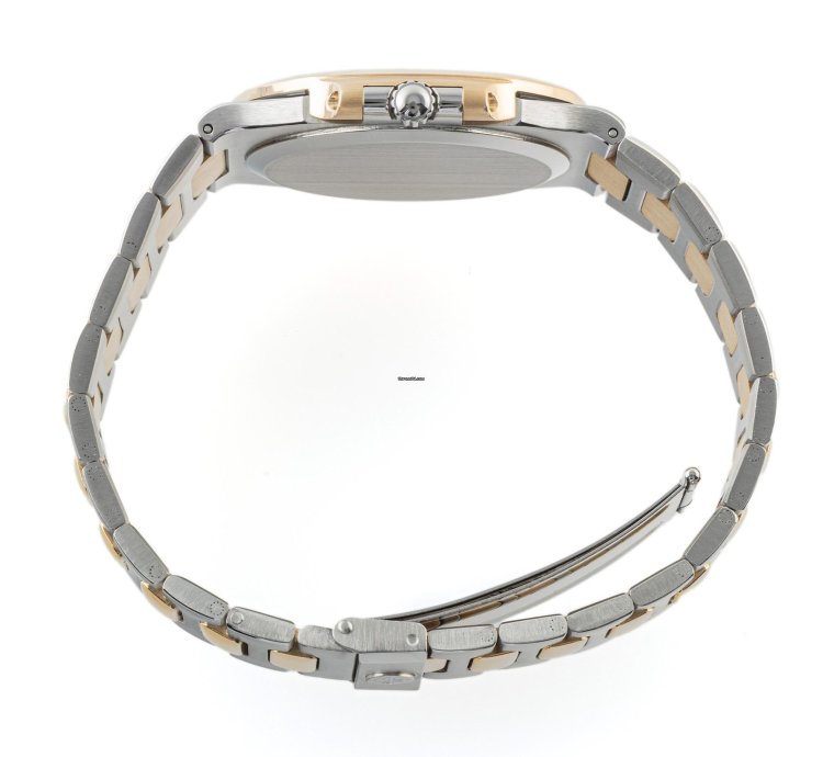 Patek Philippe Nautilus 3700 1 Service November 2023
