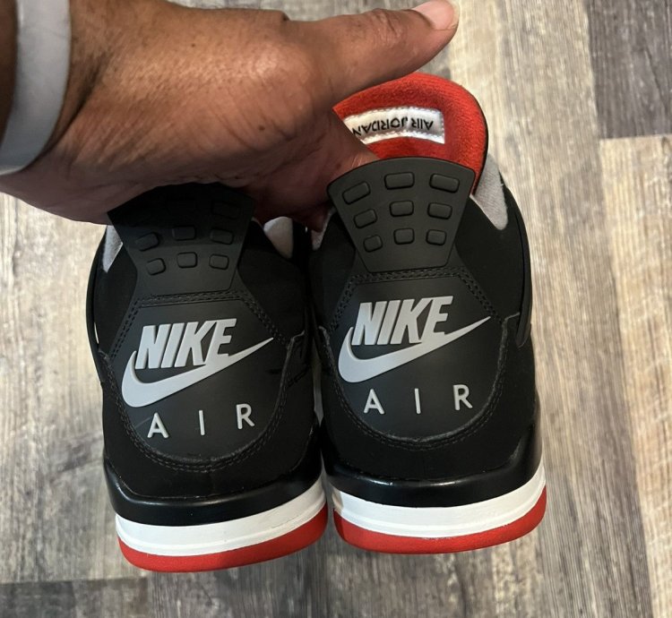 2019 Air Jordan 4 Retro Black Cement Red Sz 10 5